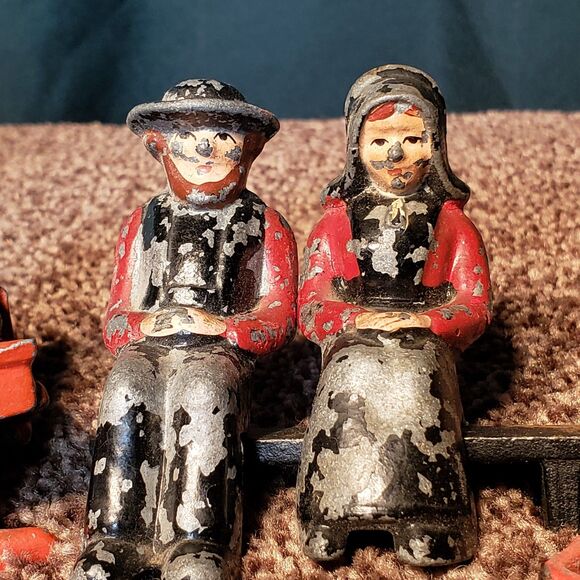 VTG Cast Iron Amish Mennonite Family Figurines School Church Yard (8 piece set) - Picture 6 of 10